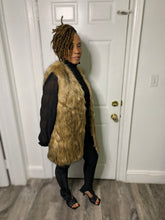 Load image into Gallery viewer, Cover Me Beautiful Faux Fur Vest