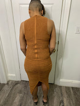 Load image into Gallery viewer, From Executive to Evening Dress