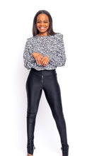 Load image into Gallery viewer, Bold & Beautiful Blouse