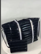 Load image into Gallery viewer, Puffer Shoulder Bag
