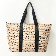 Load image into Gallery viewer, Puffer Shoulder Bag